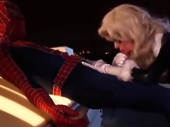 Spider-man discovers wonders of sex with the slut in black